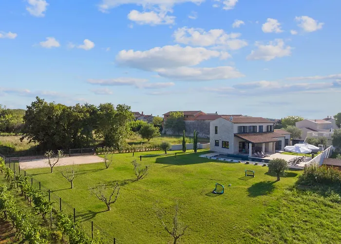 Villa Stellar