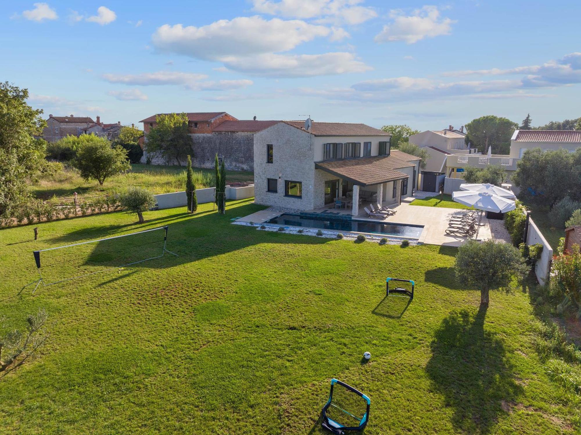 Villa Stellar